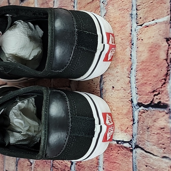 VANS PRO SKATE LOWTOPS, WOMANS SIZE 7.5 EUC - Picture 8 of 11
